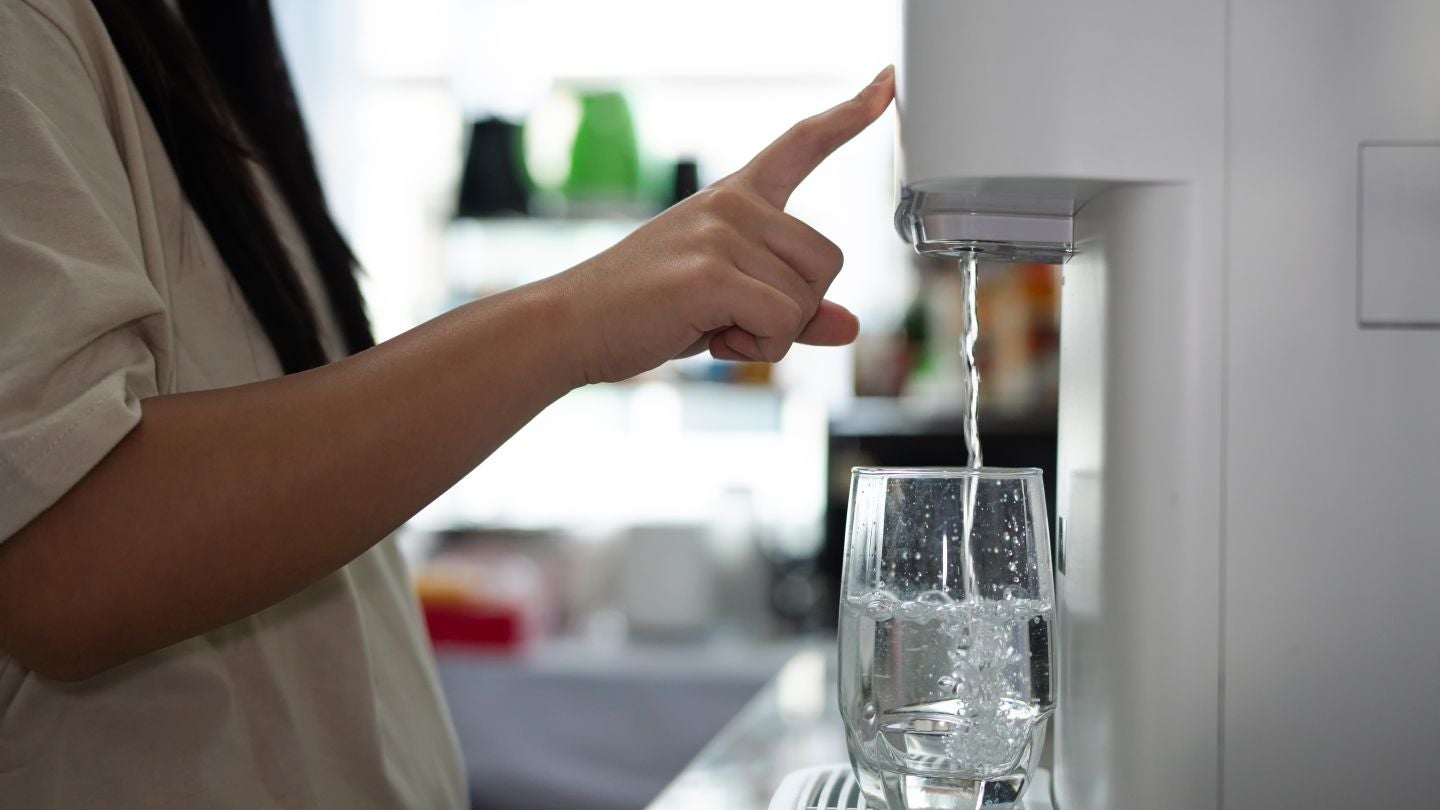 SIG introduces bag-in-box fitment for foodservice dispensing