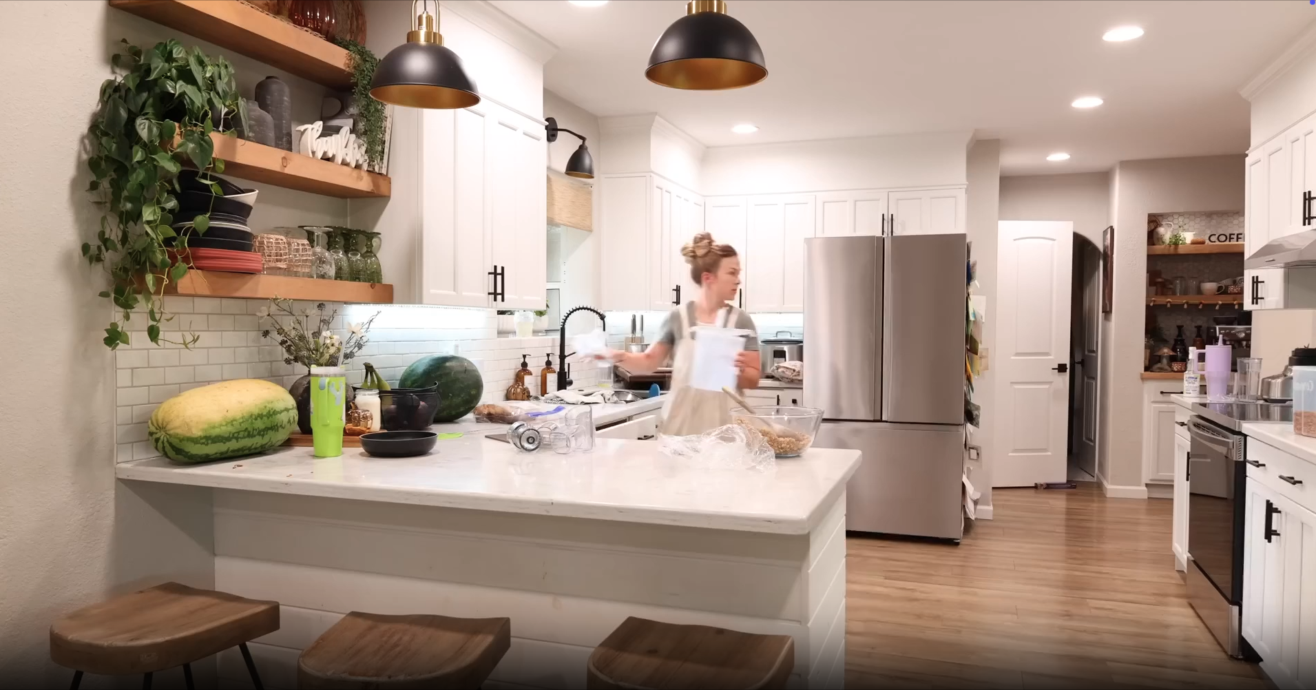 Clean & organize with me | Decluttering and organizing motivation