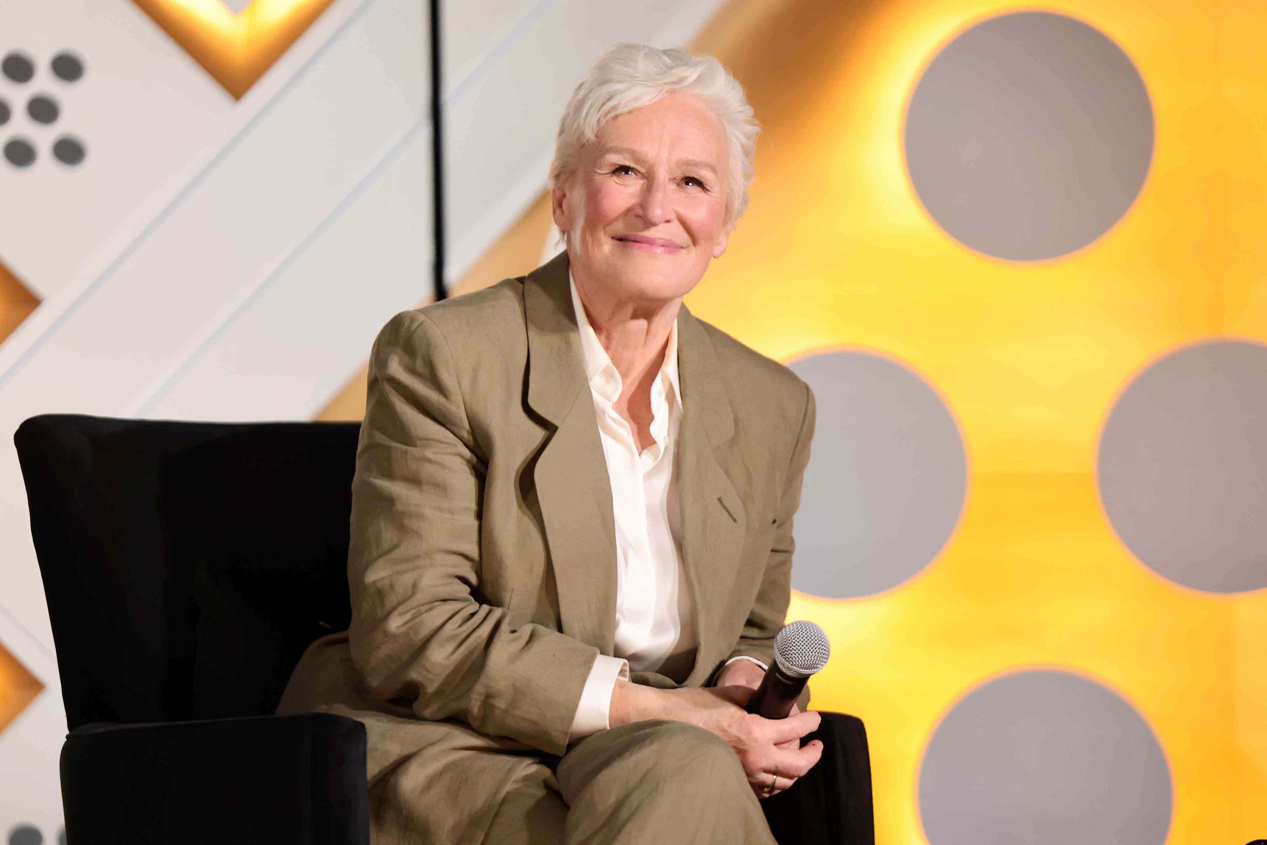 Glenn Close, 79, switches up her look with bold ’90s-coded feathered bangs