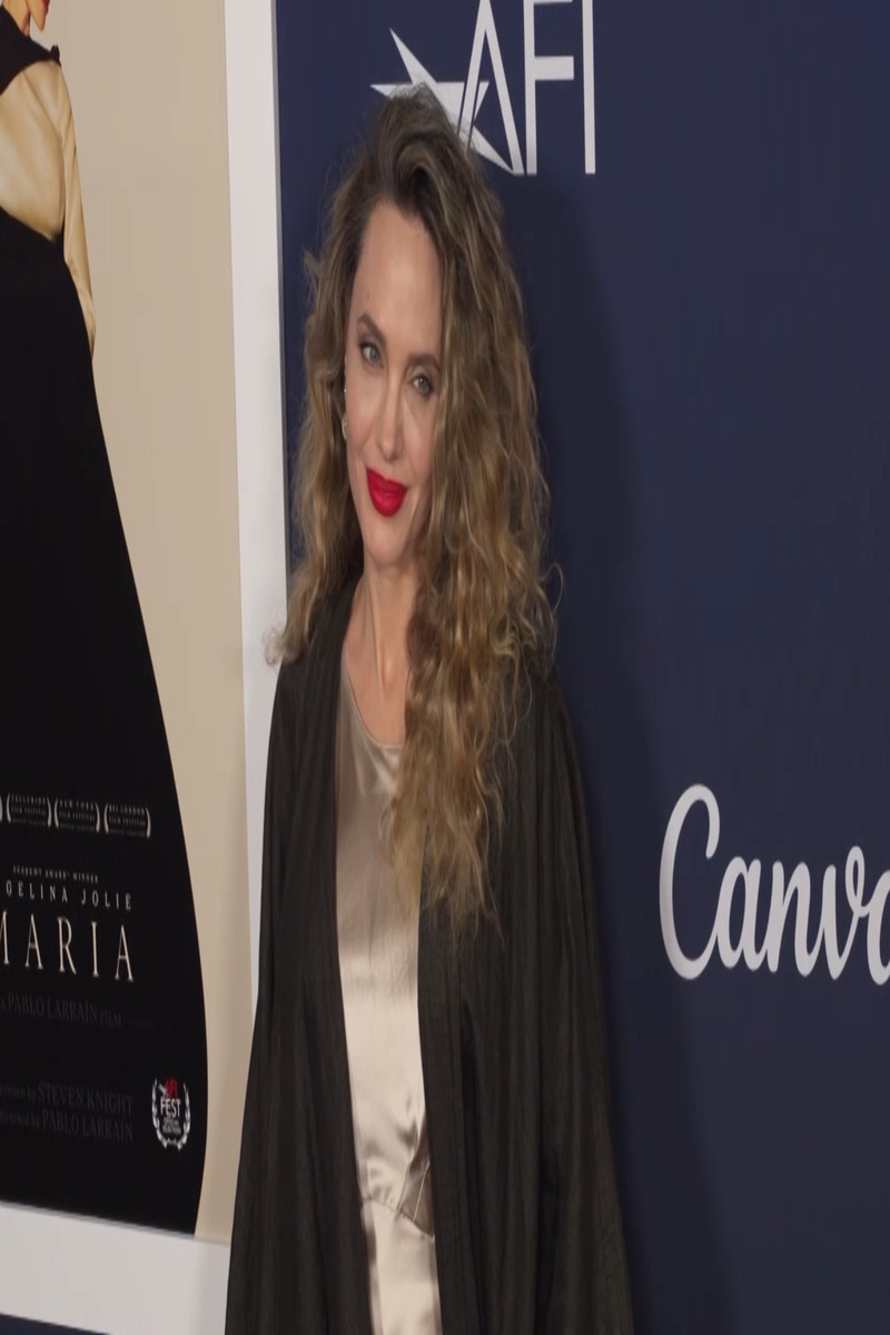 Angelina Jolie brilla en el estreno de «María» en el AFI Fest