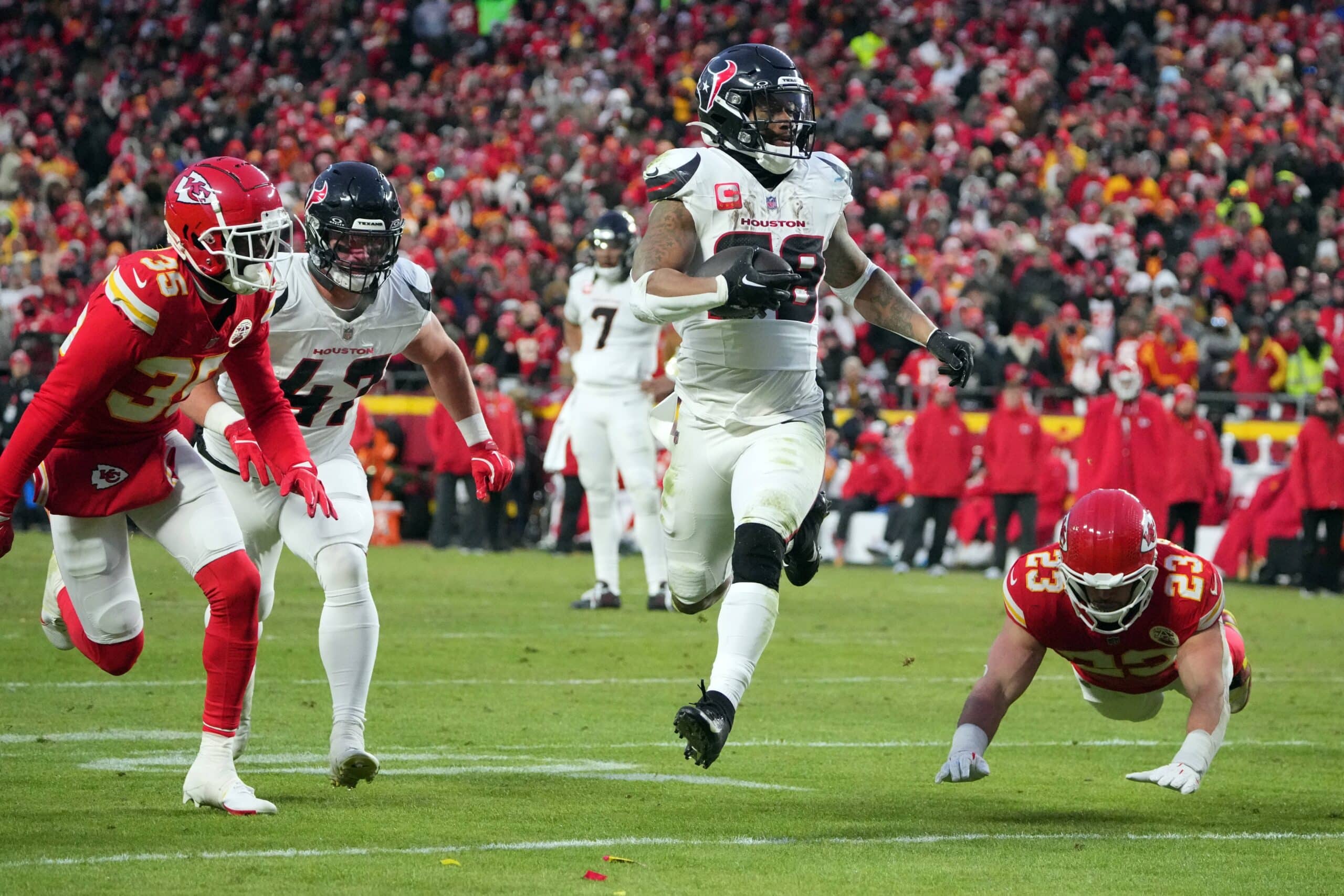 Joe Mixon’s career may never resume as Seahawks physical exposes ...