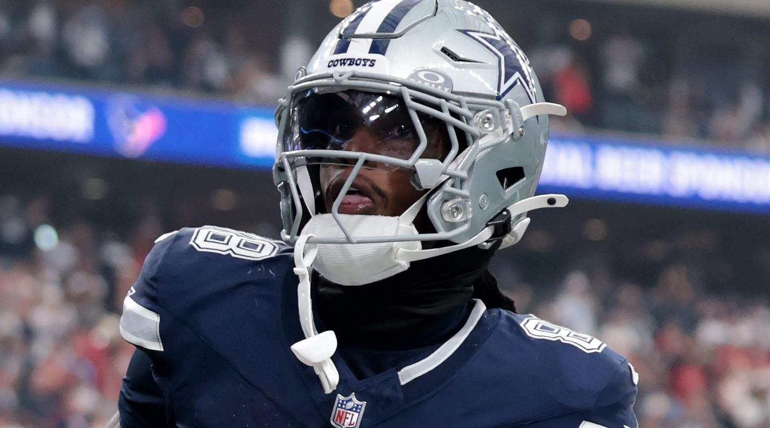 Cowboys’ CeeDee Lamb captures attention for what he did after win