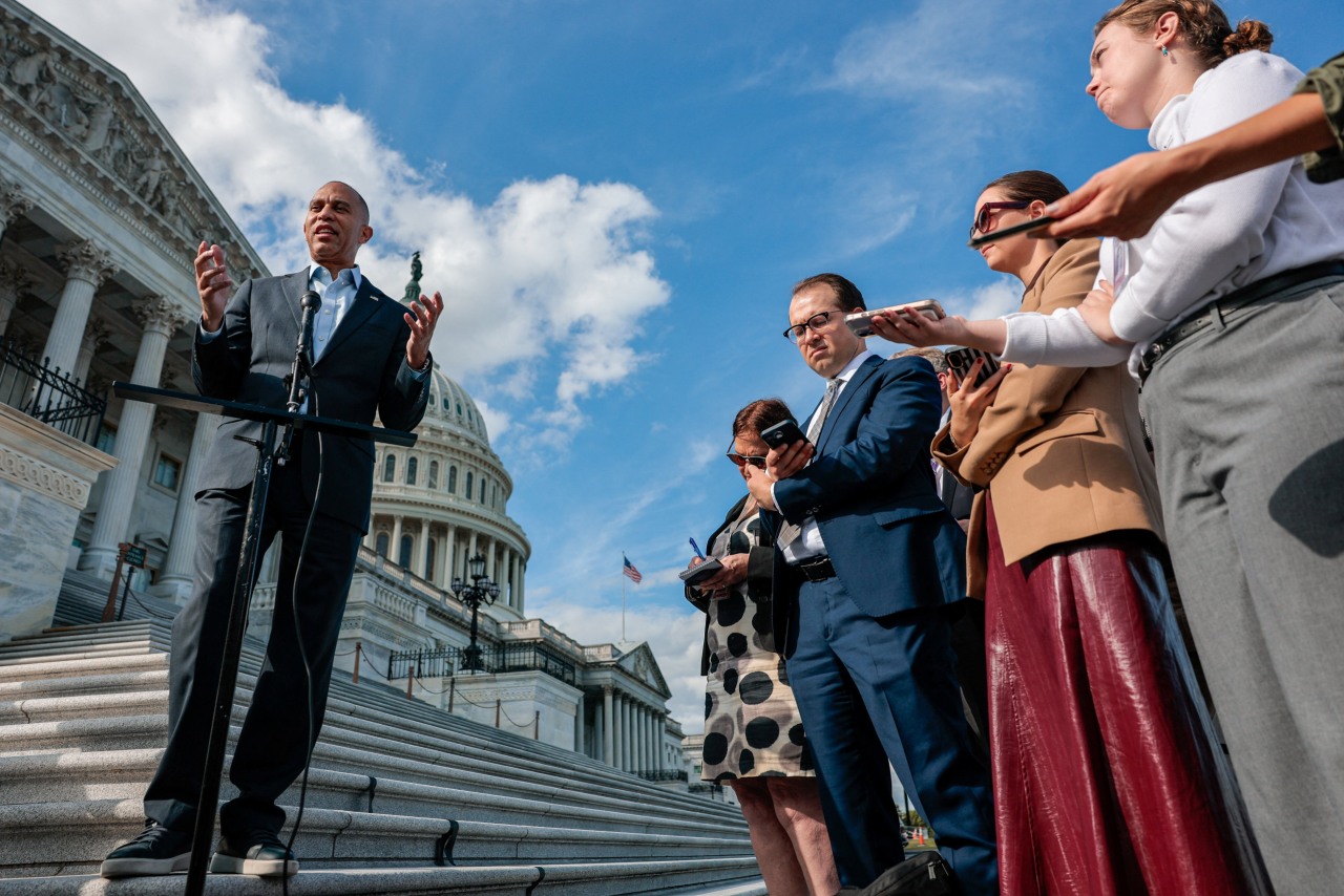 Democrats expect to win the House. Here's their to-do list.