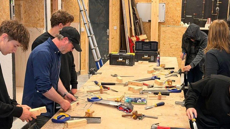 Students back plans for more trade skills