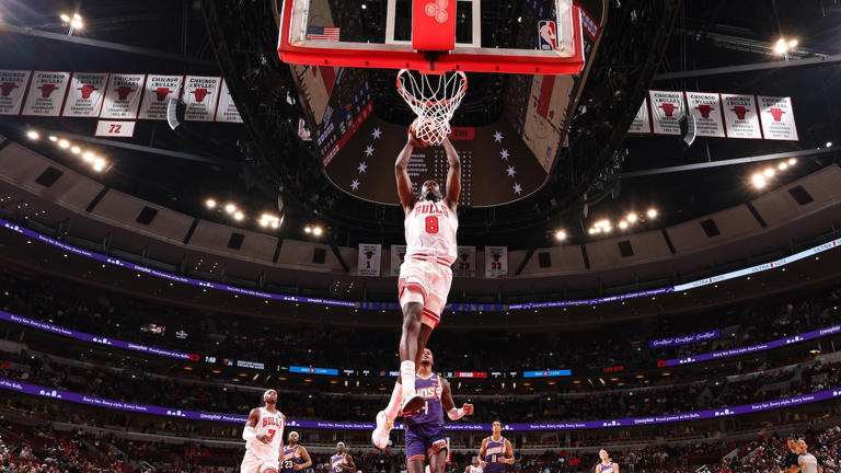 Caleb Wilson's final box score stats, highlights from Suns vs. Bulls ...