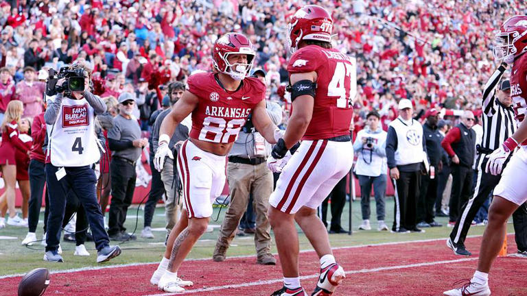 Tennessee vs. Arkansas football's official injury report