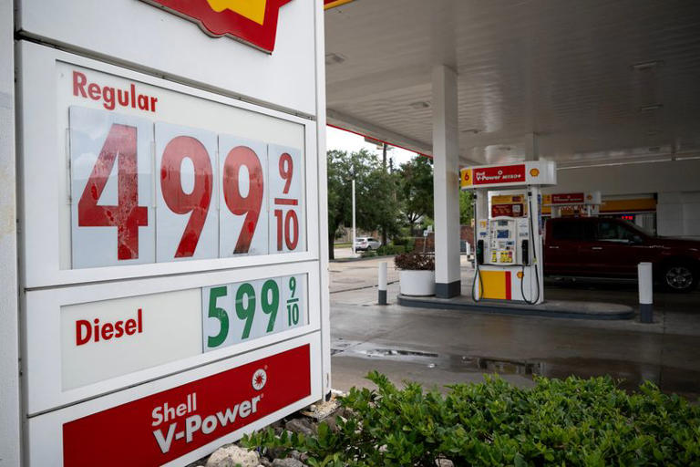 Mike Collins caught lying to voter about gas prices coming down after ...