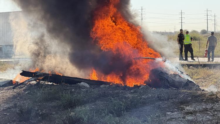 Pilot dies in Fort Worth plane crash, police say