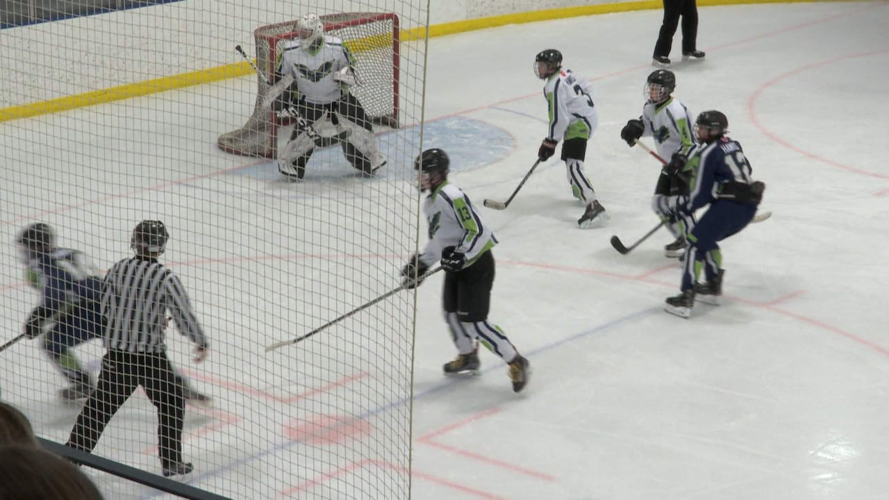 Hockey Alberta warning of 'suspicious' tournament invitations