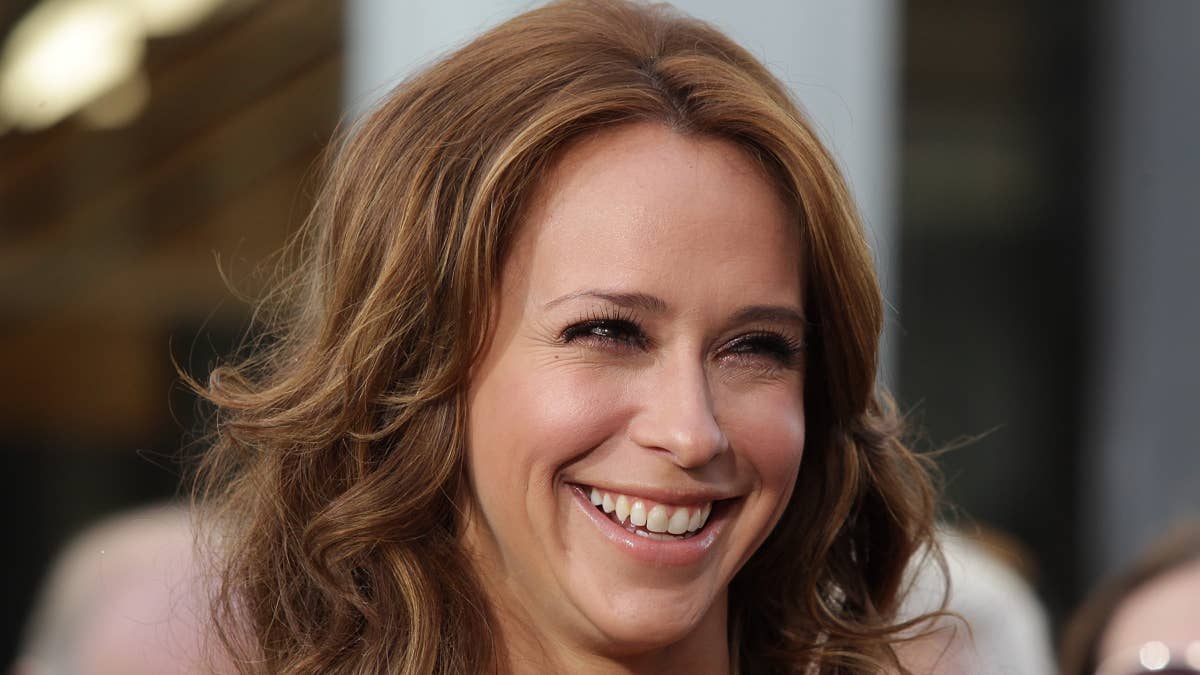 Fans urge Jennifer Love Hewitt to compete on next season of 'Dancing ...