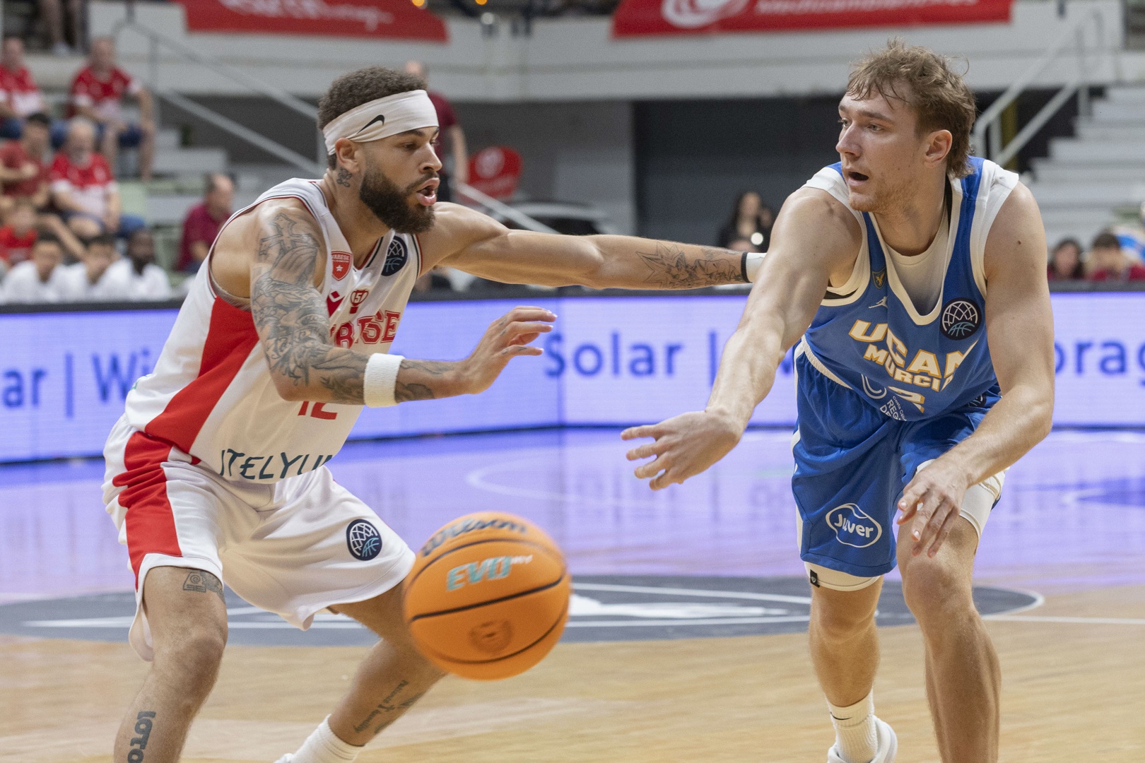 85-58. El UCAM Murcia debuta pasando por encima de un histórico europeo ...