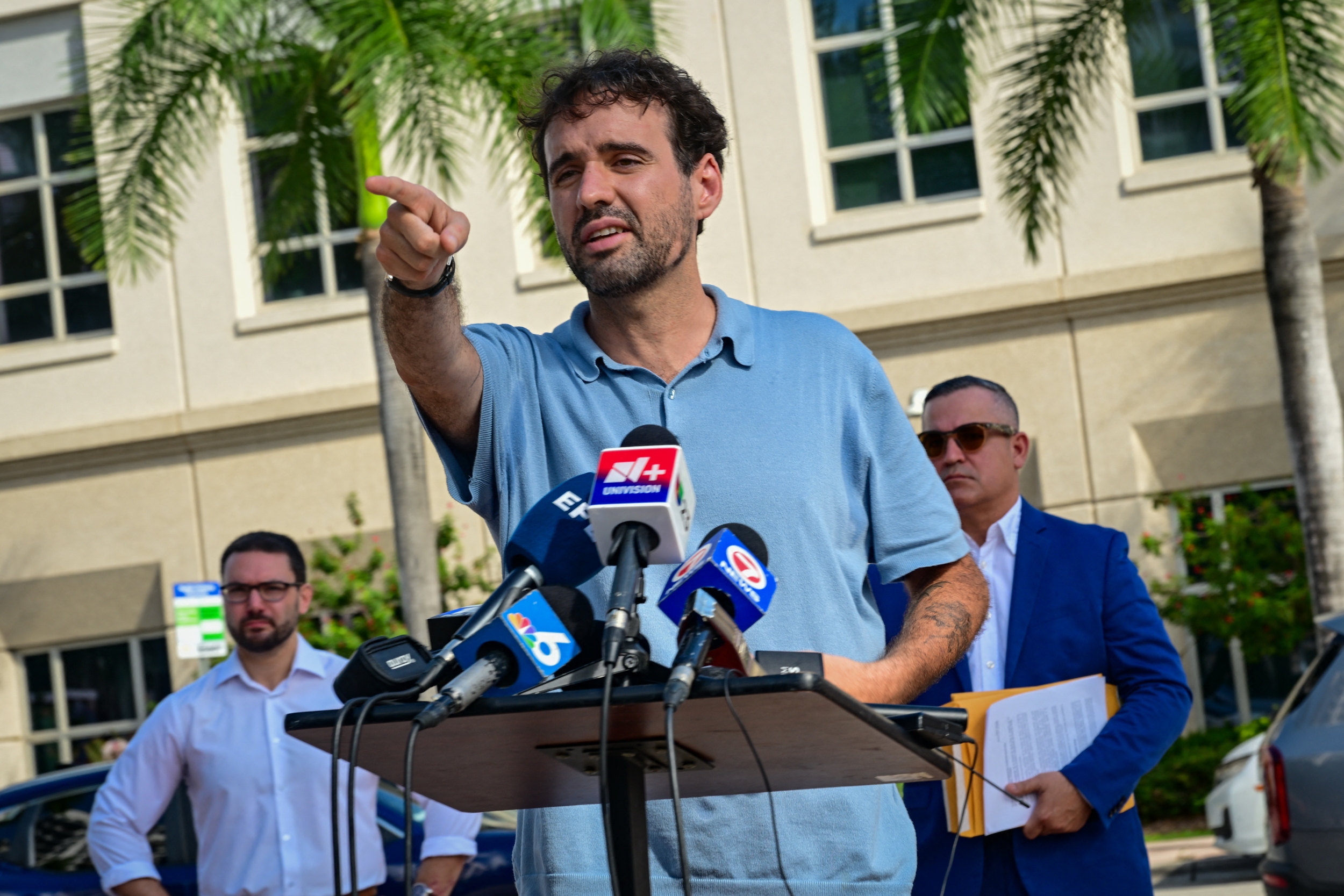 Venezuelans in South Florida demand end ICE partnership as immigration ...