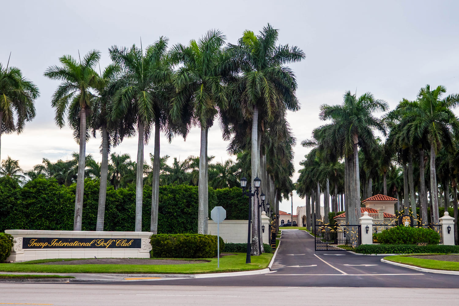 Trump wants to make his West Palm Beach golf club a permanent ...