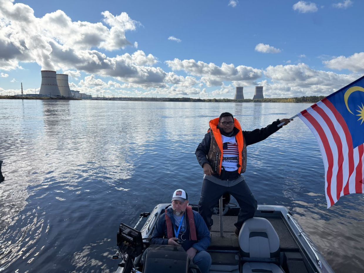 Malaysian engineer lands 1.7kg zander to win 'largest fish' at Rosatom ...