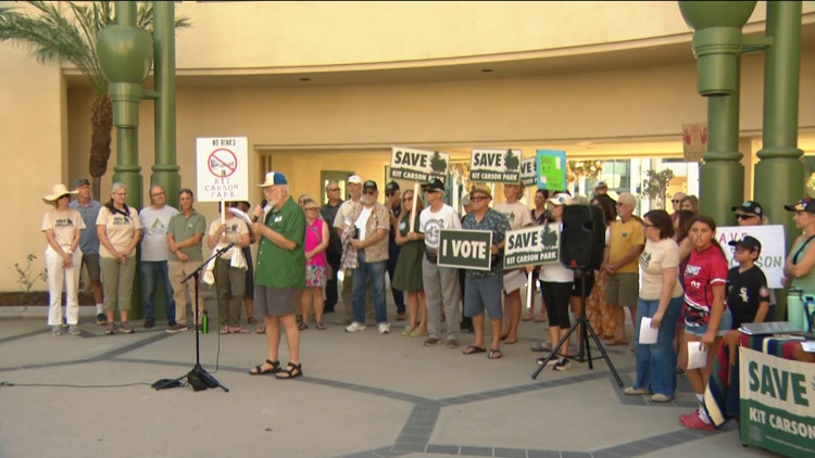 Escondido residents voice opposition to proposed ice rink location