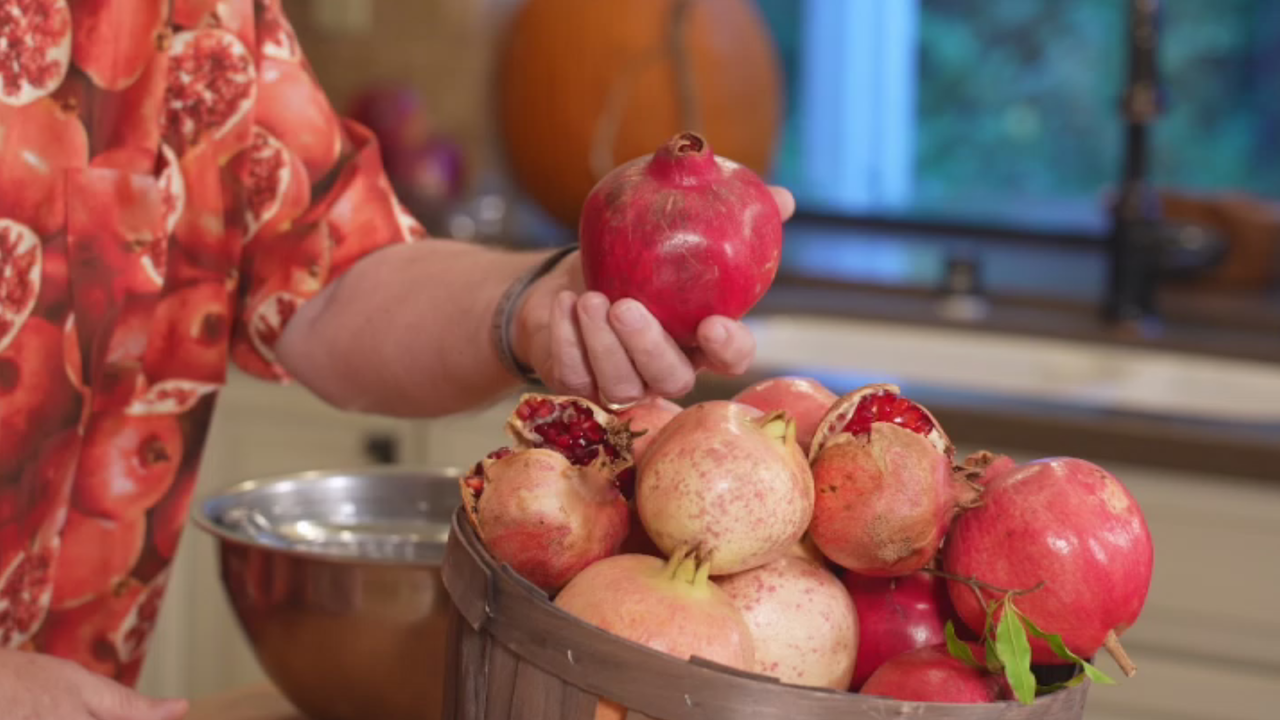 Pomegranates, time-change preps and a fun science experiment | What's ...