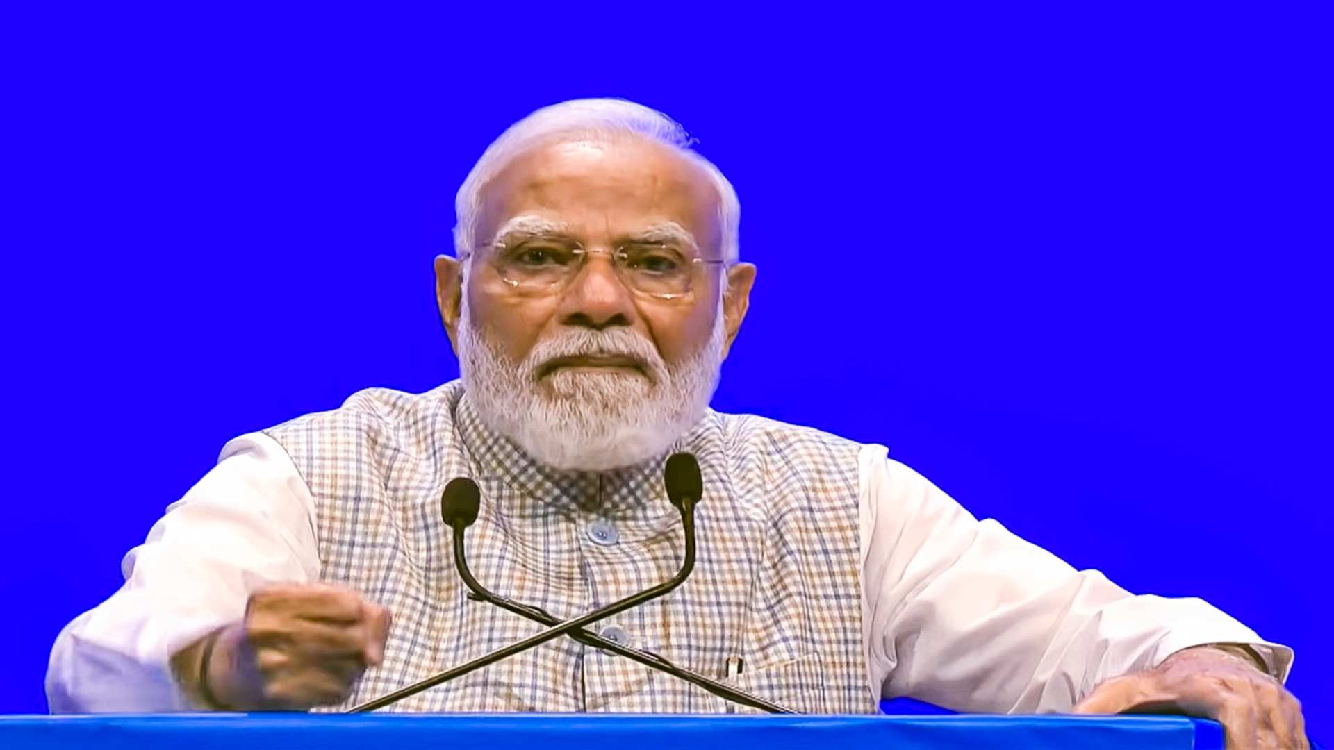 PM Modi inaugurates RBI's Rs 169-cr data centre, cybersecurity training ...