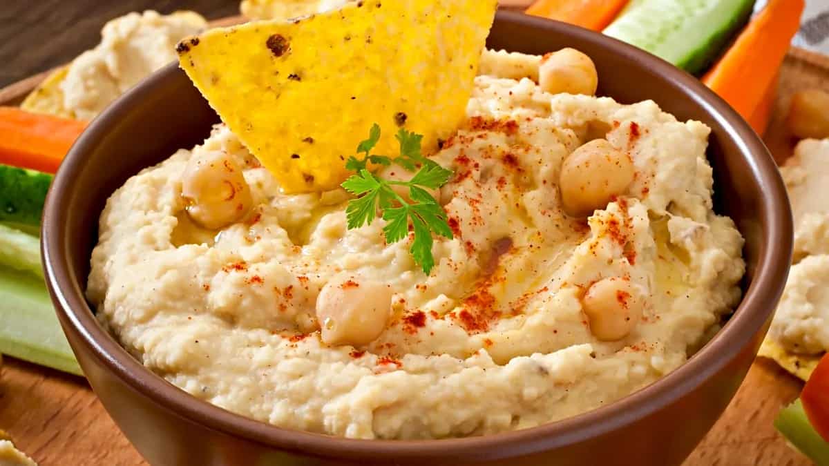 Let your versatile mixer grinder whizz up 6 hummus variations