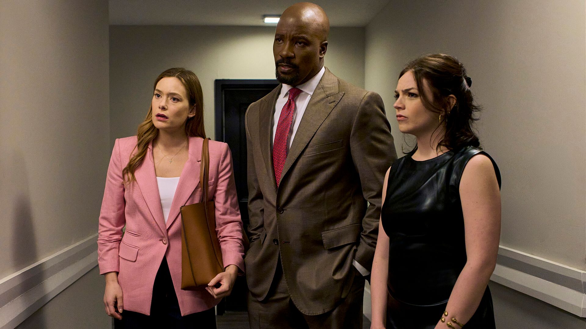 Cupertino star Mike Colter introduces his team in the new David vs ...