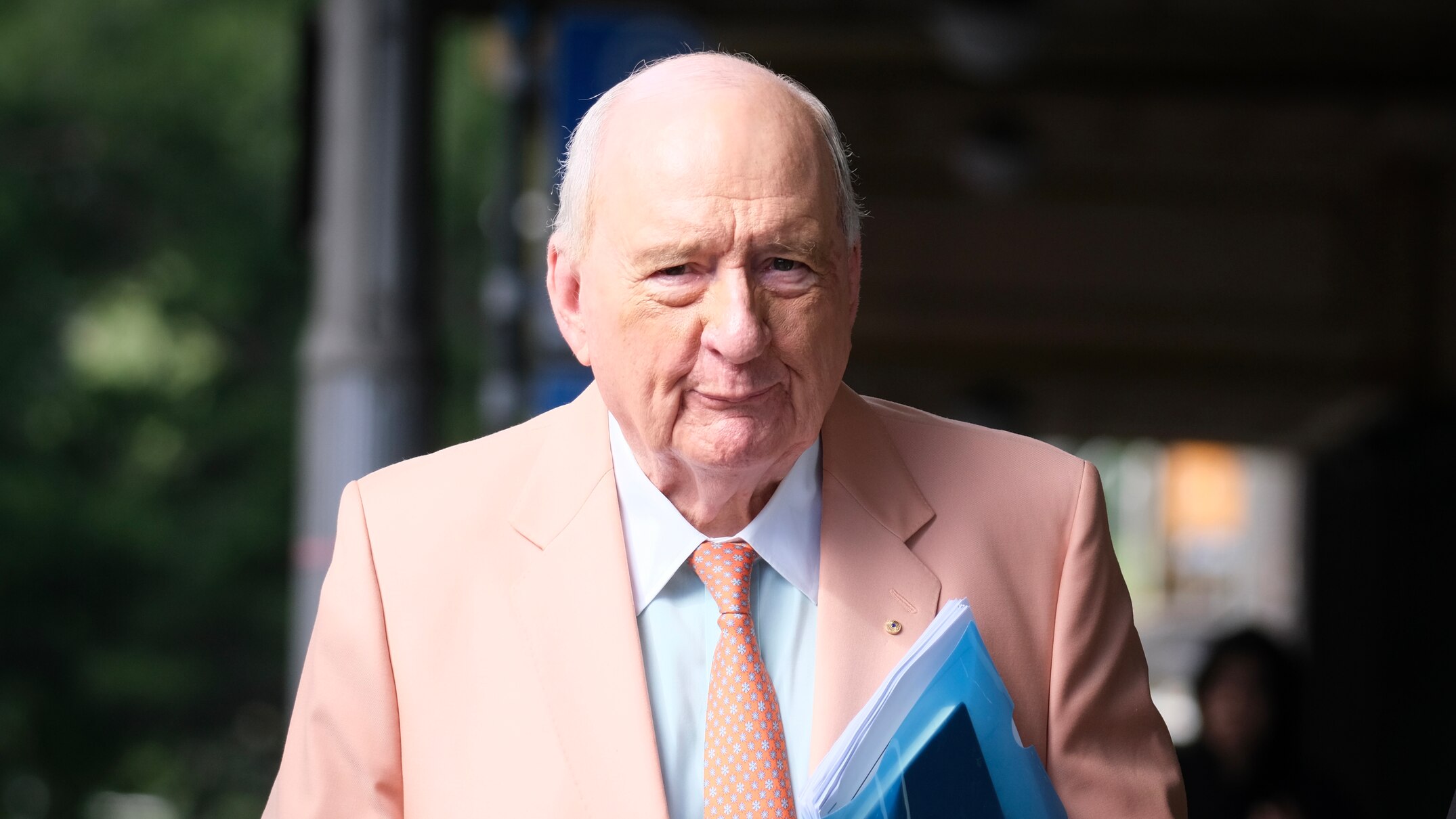 Complainant denies deceiving Alan Jones for financial assistance, trial ...