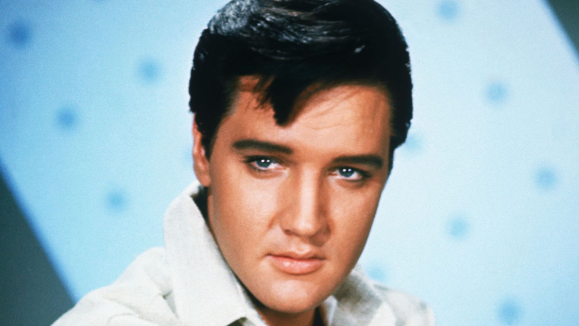 Elvis Presley's dramatic olive green sink was a masterclass in 2027's ...