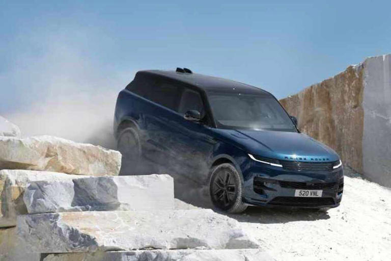 Range Rover, ora anche la Sport ha un’anima elettrica