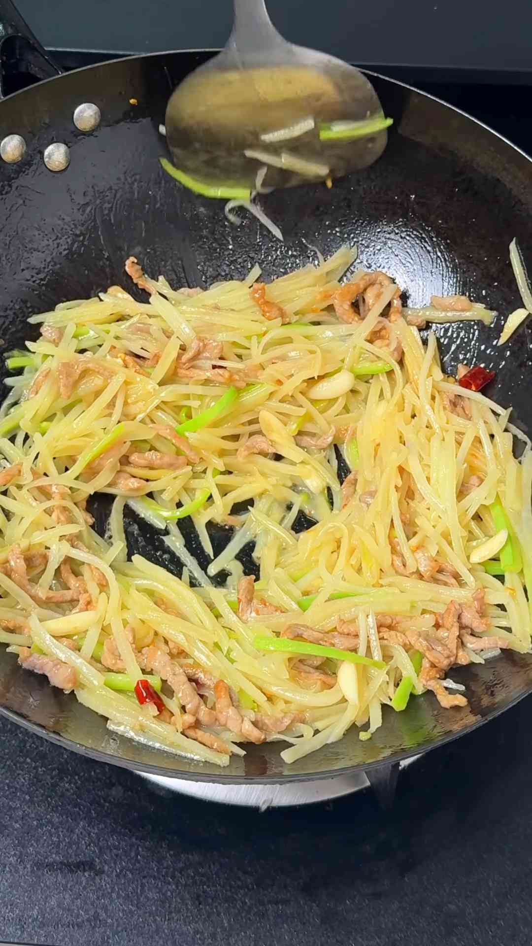 Potato and pork rice bowl made easy