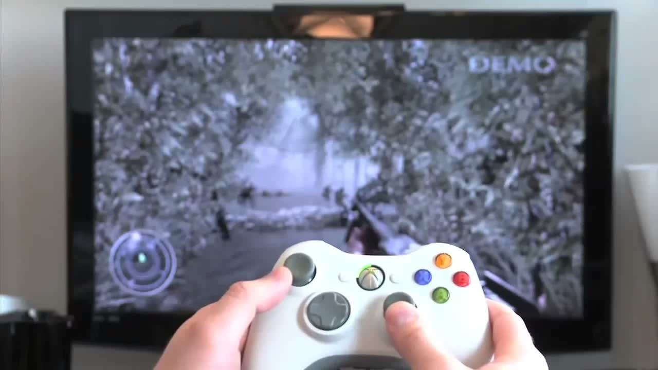 Back when Xbox 360 and PS3 faced off over their controllers