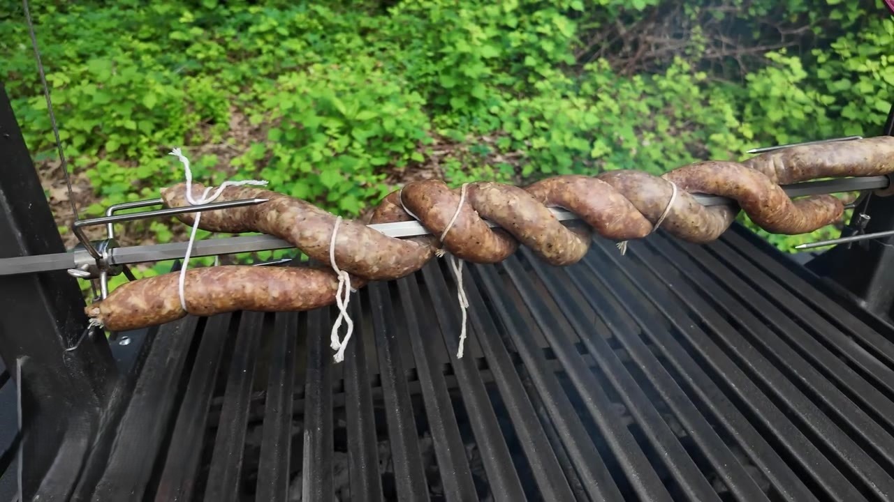 This isn't your average backyard BBQ - the Santa Maria rope sausage ...