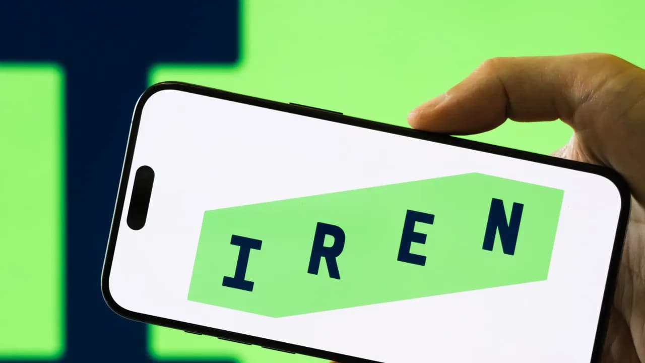 IREN dips further after SemiAnalysis flags issues with legacy British ...