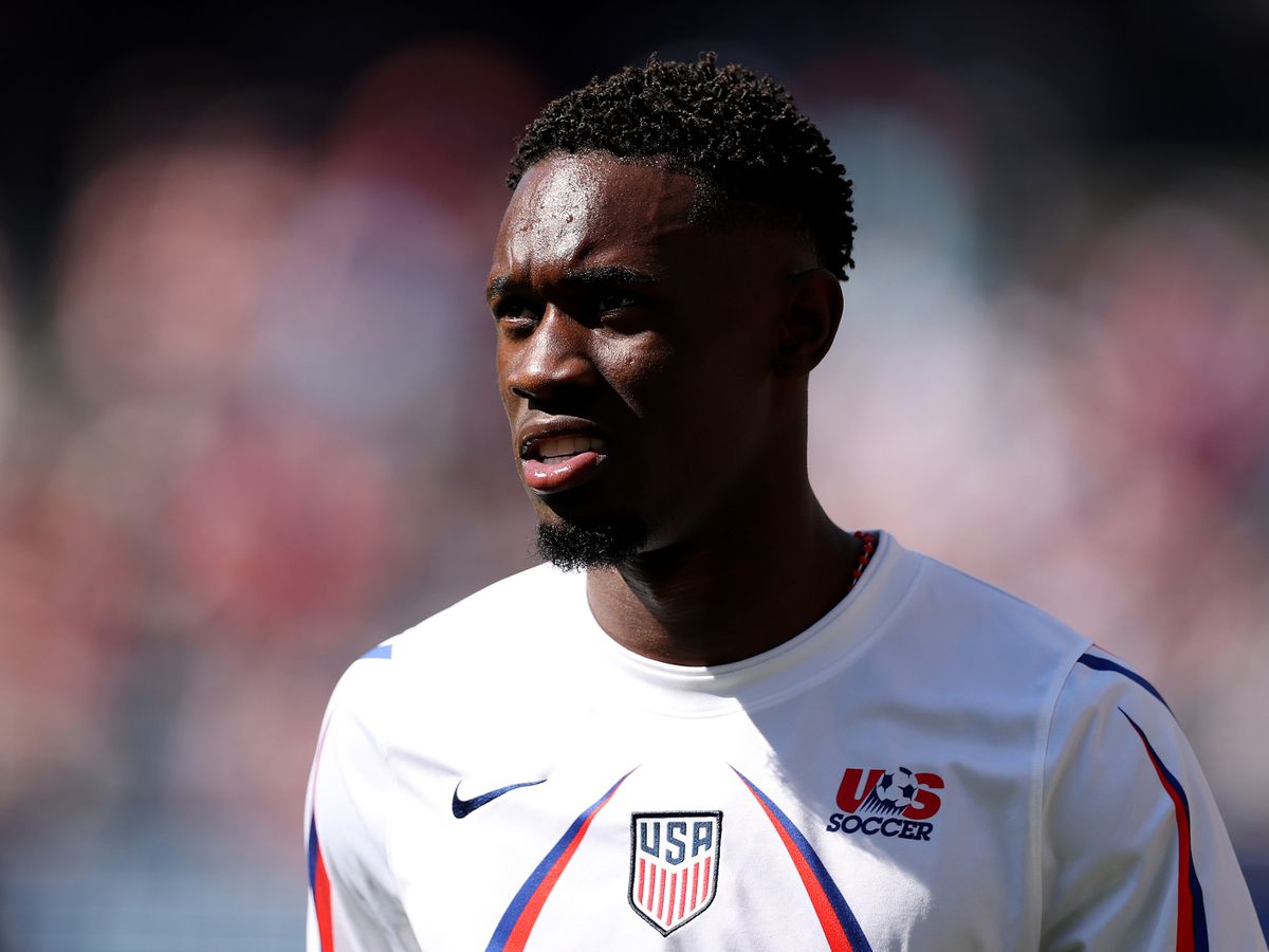 Folarin Balogun to receive new transfer offer after Everton collapse as ...