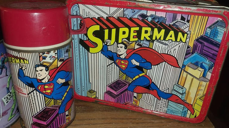 Here's how much your old school lunch box could be worth