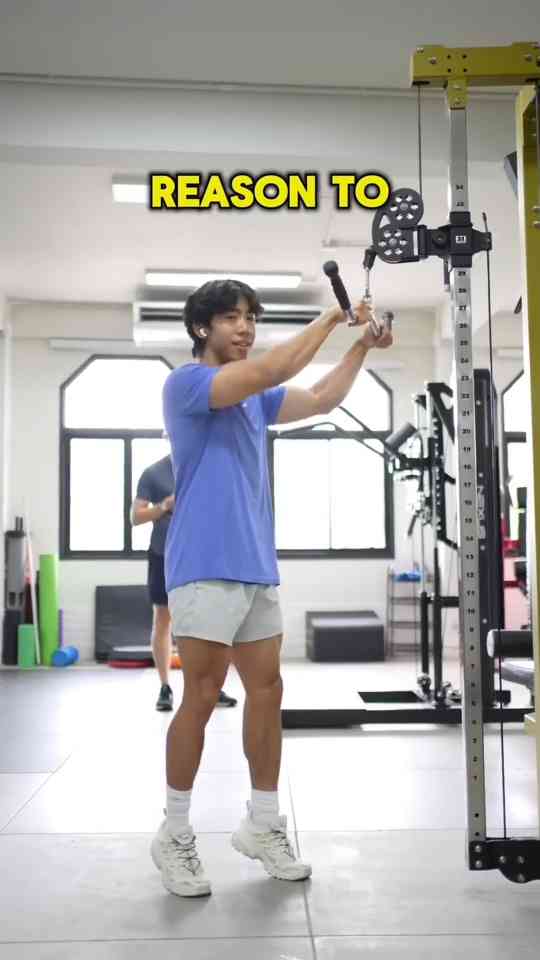 Tricep pushdowns vs tricep extensions explained