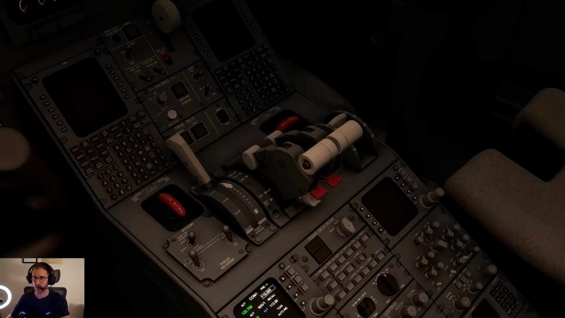 No engines, live ATC and a decision to make in Microsoft Flight Simulator