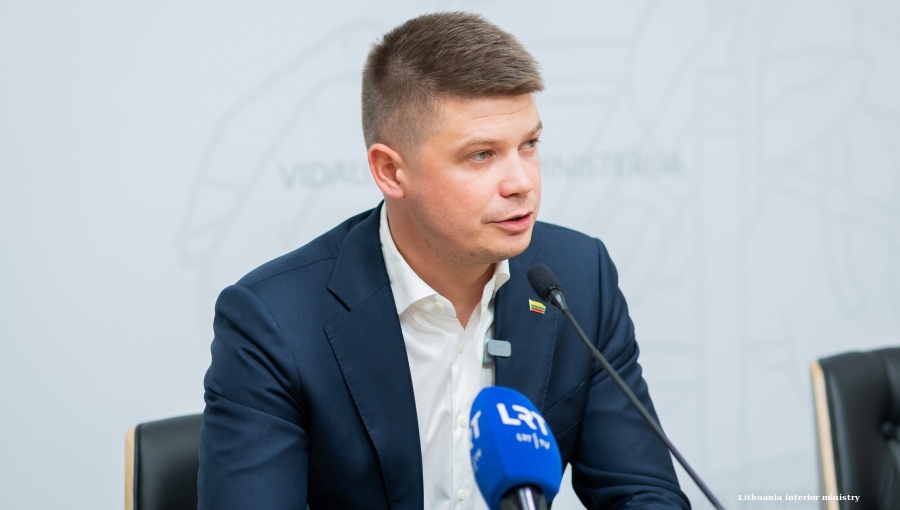 Lithuania sends up to 100 troops to Kaliningrad border amid ...