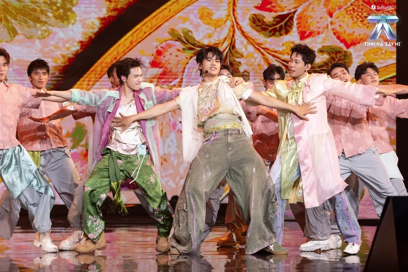 Cuộc đua concert nóng đỉnh điểm