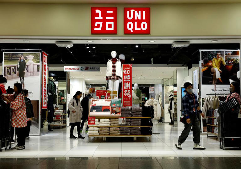 Fast Retailing enregistre un cinquième bénéfice annuel record, en ...