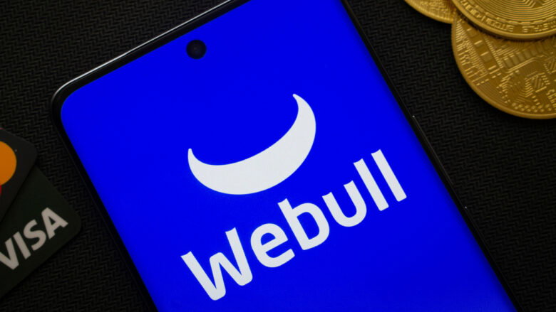 Online broker Webull ziet aandelen bijna 20 procent dalen door zorgen ...