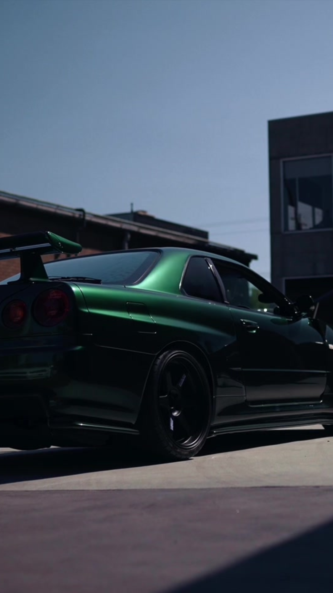 What Makes the Midnight Green Nissan R34 GT R So Legendary?