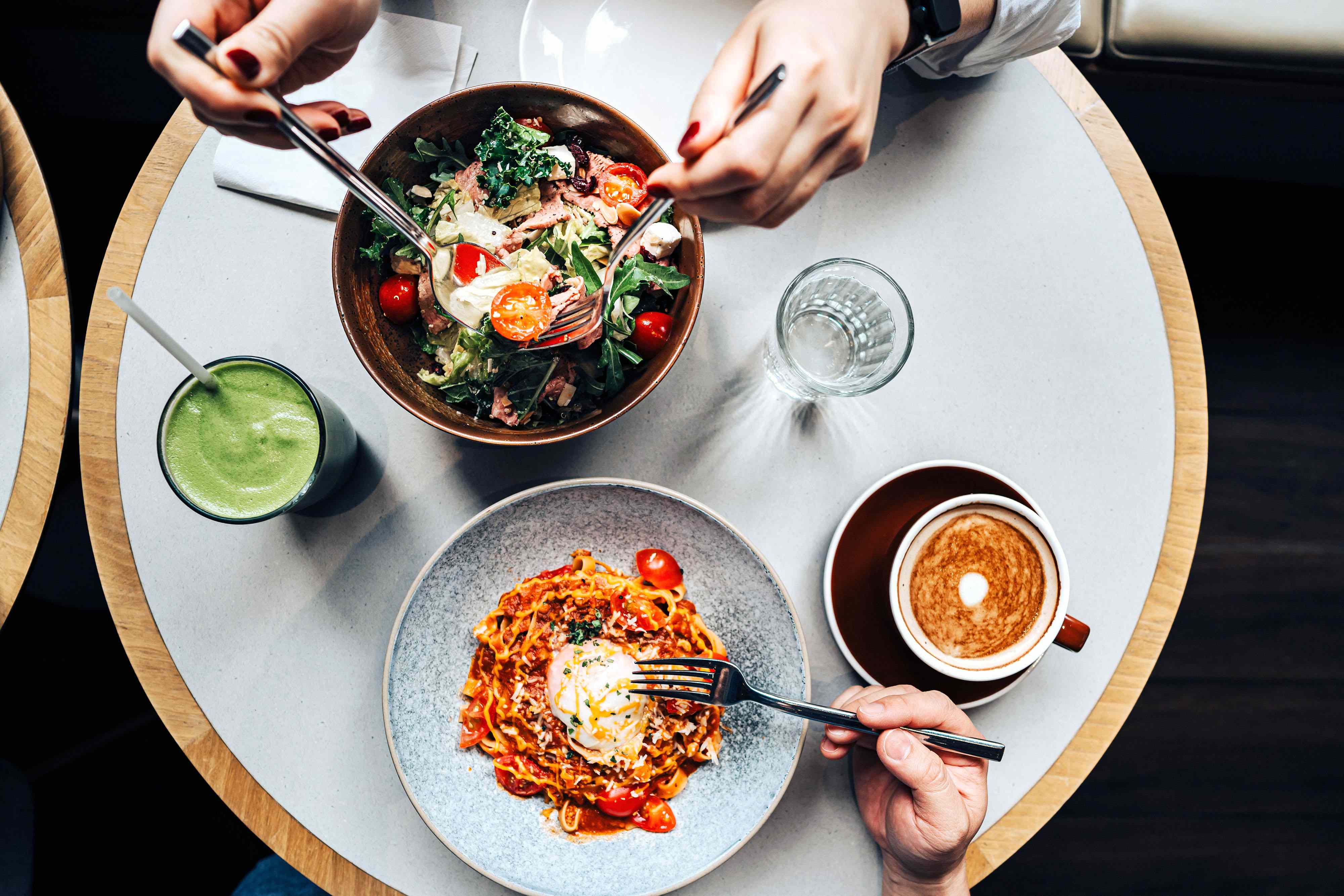 Want to reduce a blood sugar spike? Who you eat with may matter