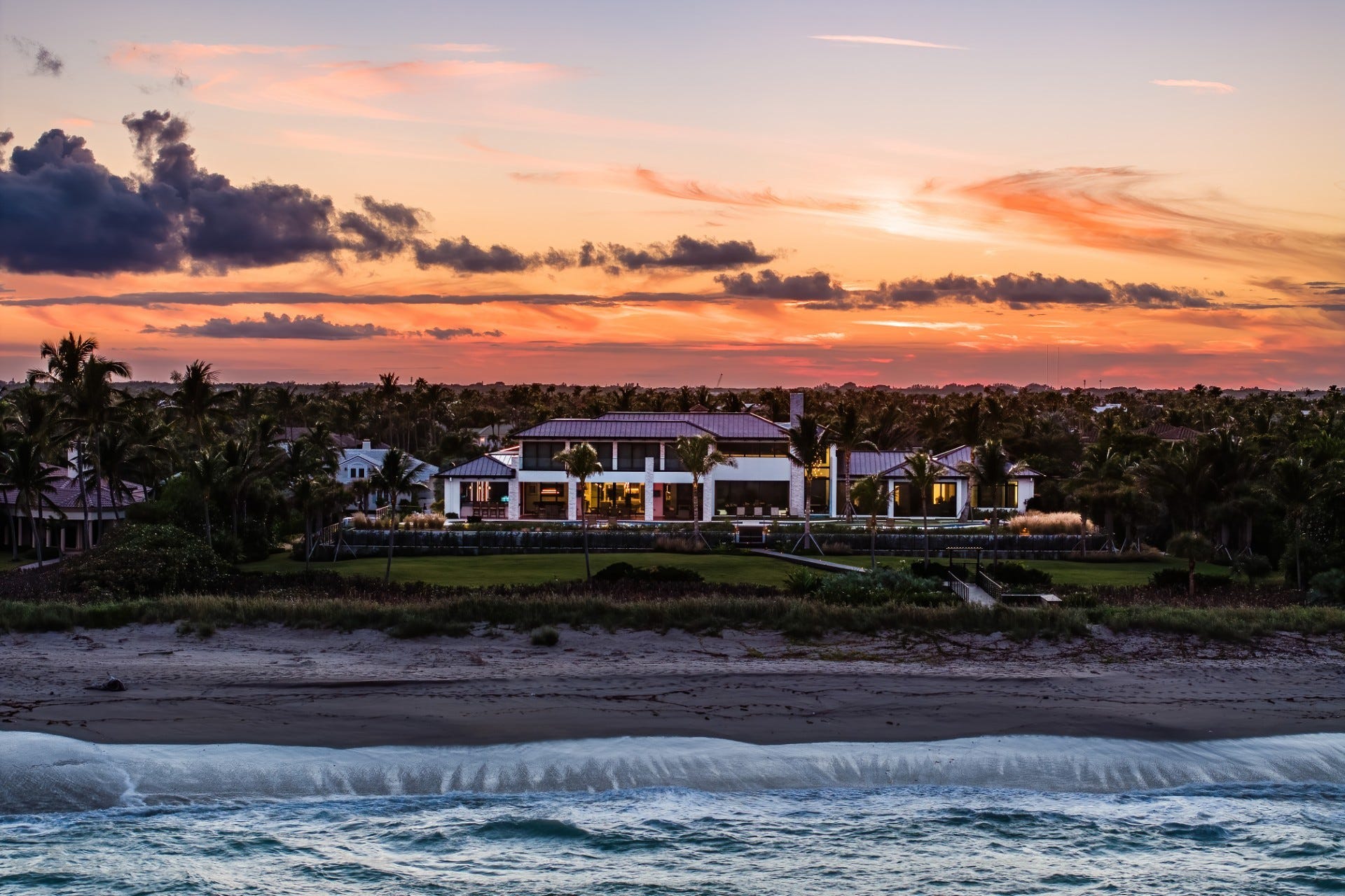 Florida beachfront golf dream home sells for $32.5M on 18-hole course