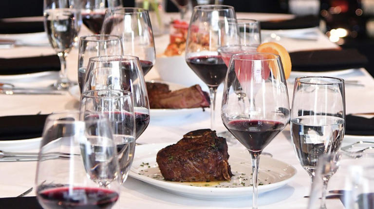 The steakhouse chain with Arizona roots that serves the absolute best ...