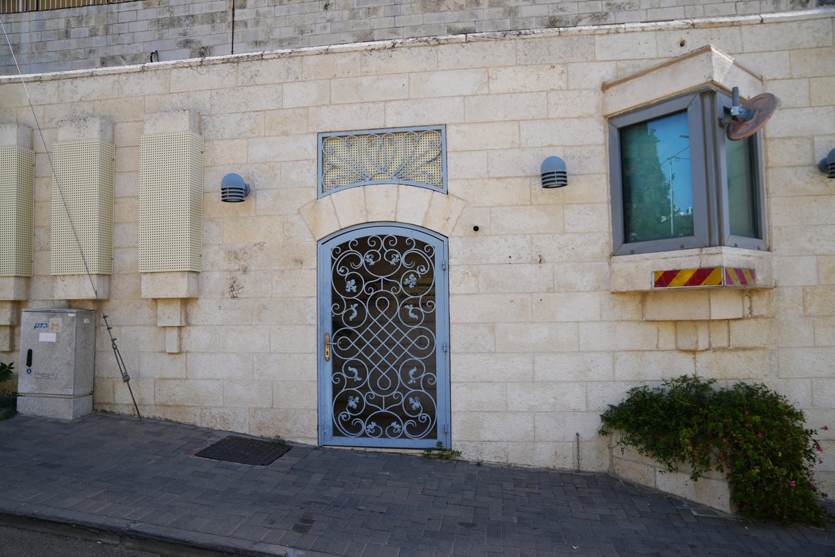 Israel says UK consulate in East Jerusalem has 'ceased to function'