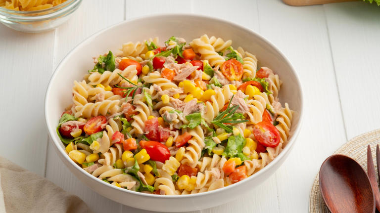 The high-protein, high-fiber, no-cook lunch you can make with canned fish