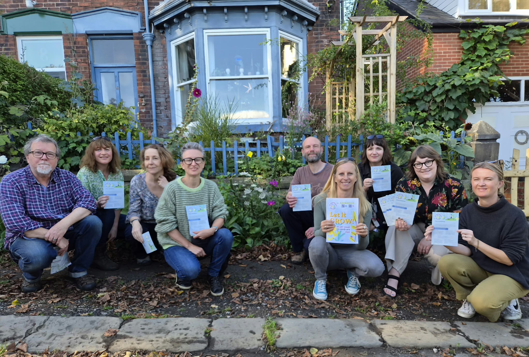 Campaigners call on Sheffield Council to stop using weedkiller ...