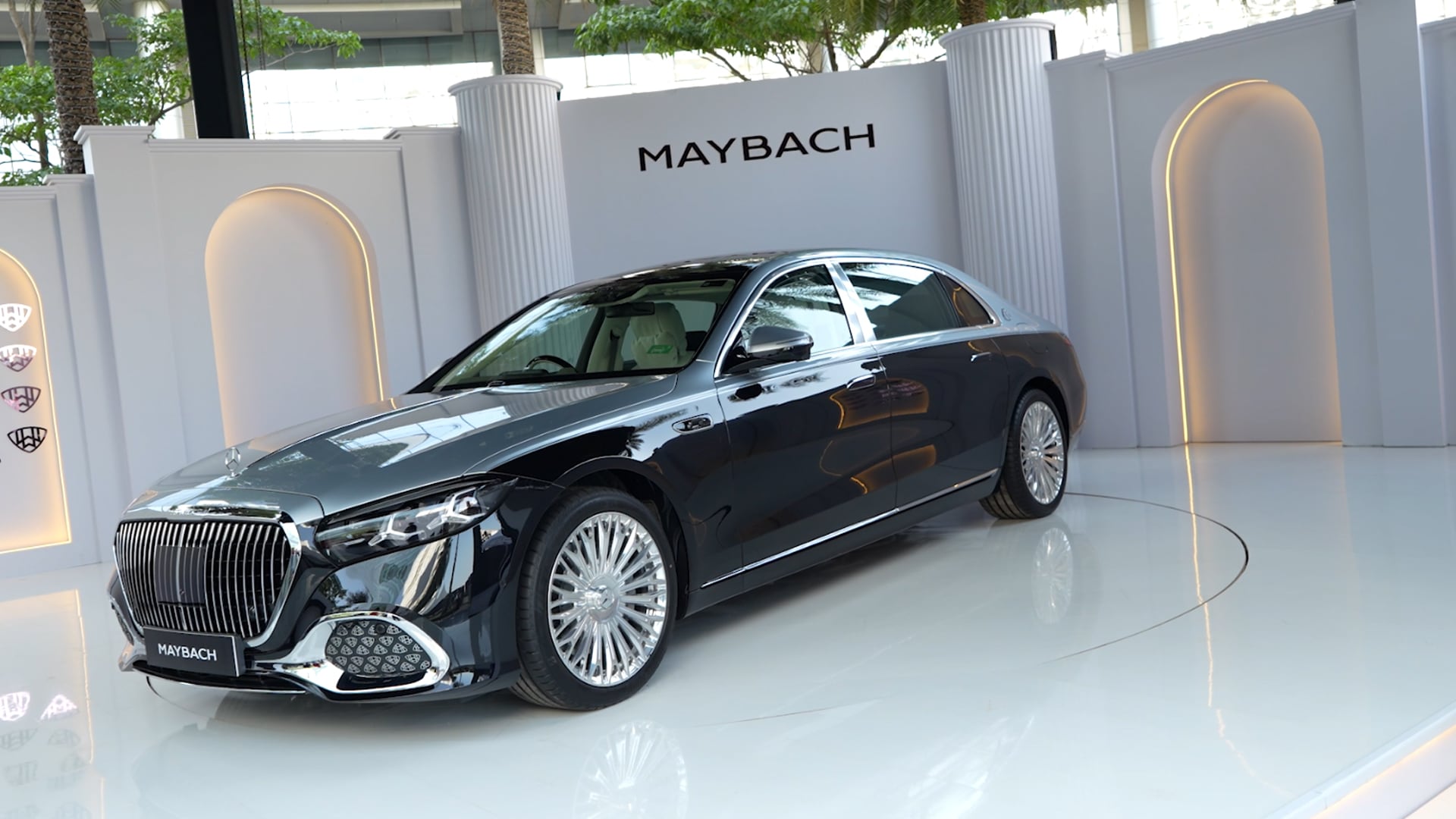 Mercedes-Maybach S580e first look | Luxury meets electrification