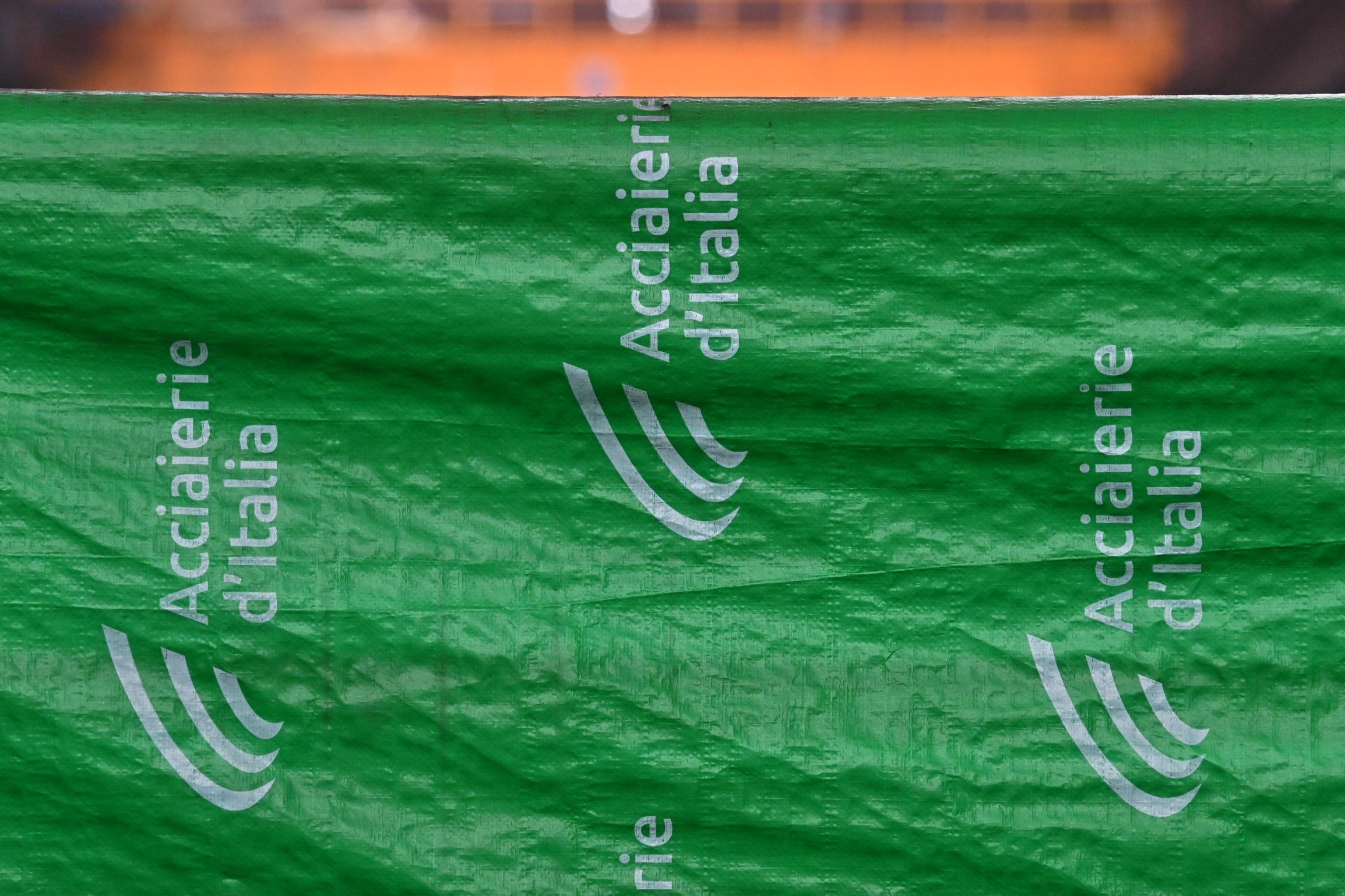 Acciaierie d'Italia annuncia fermata temporanea ex Ilva Genova e Novi ...