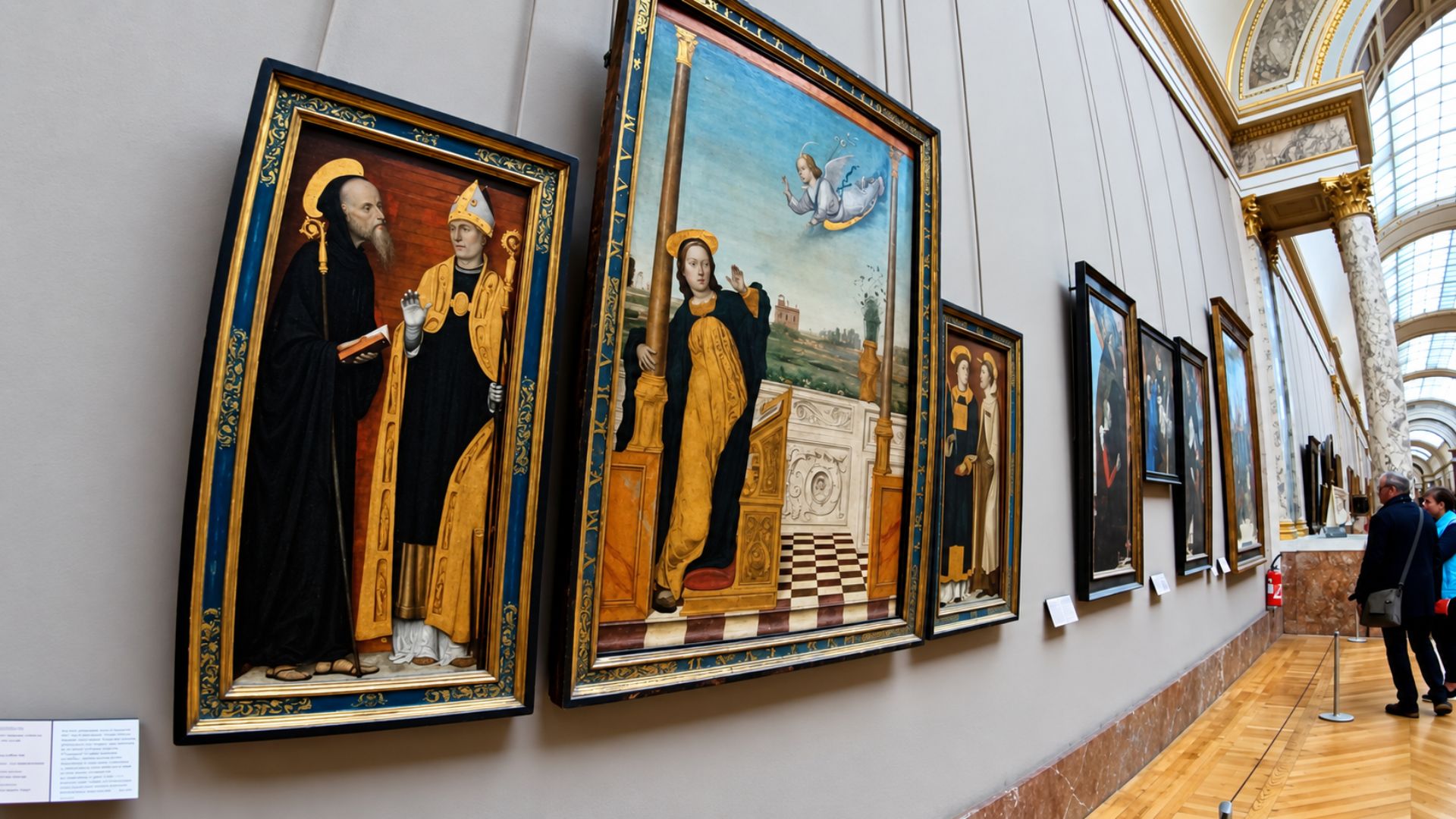 What else can you see beyond the Mona Lisa?