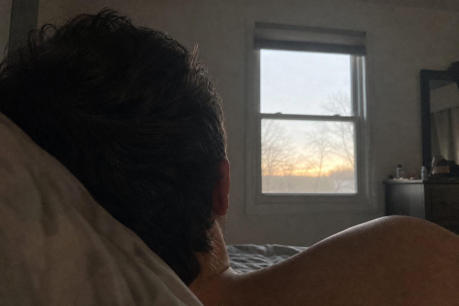 Sleeping outside this window may raise your dementia risk by up to 28 ...