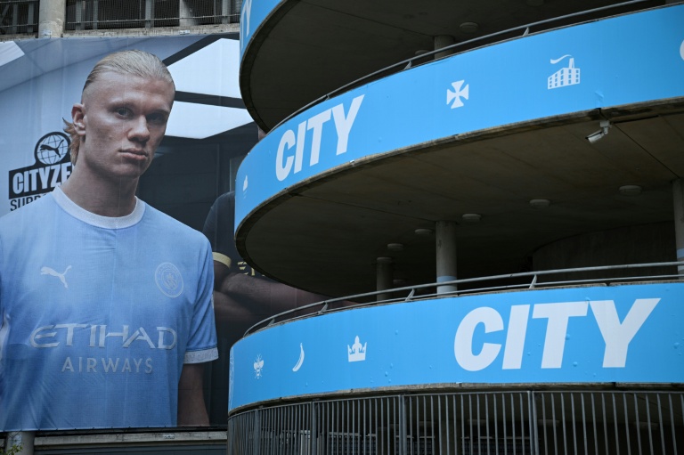 Man City must 'stick together' during crisis, says Haaland